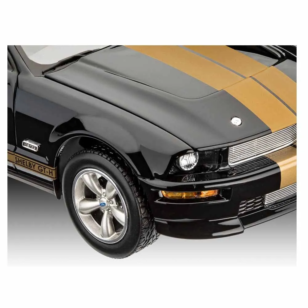 1/25 2006 Ford Shelby GTH Model Set