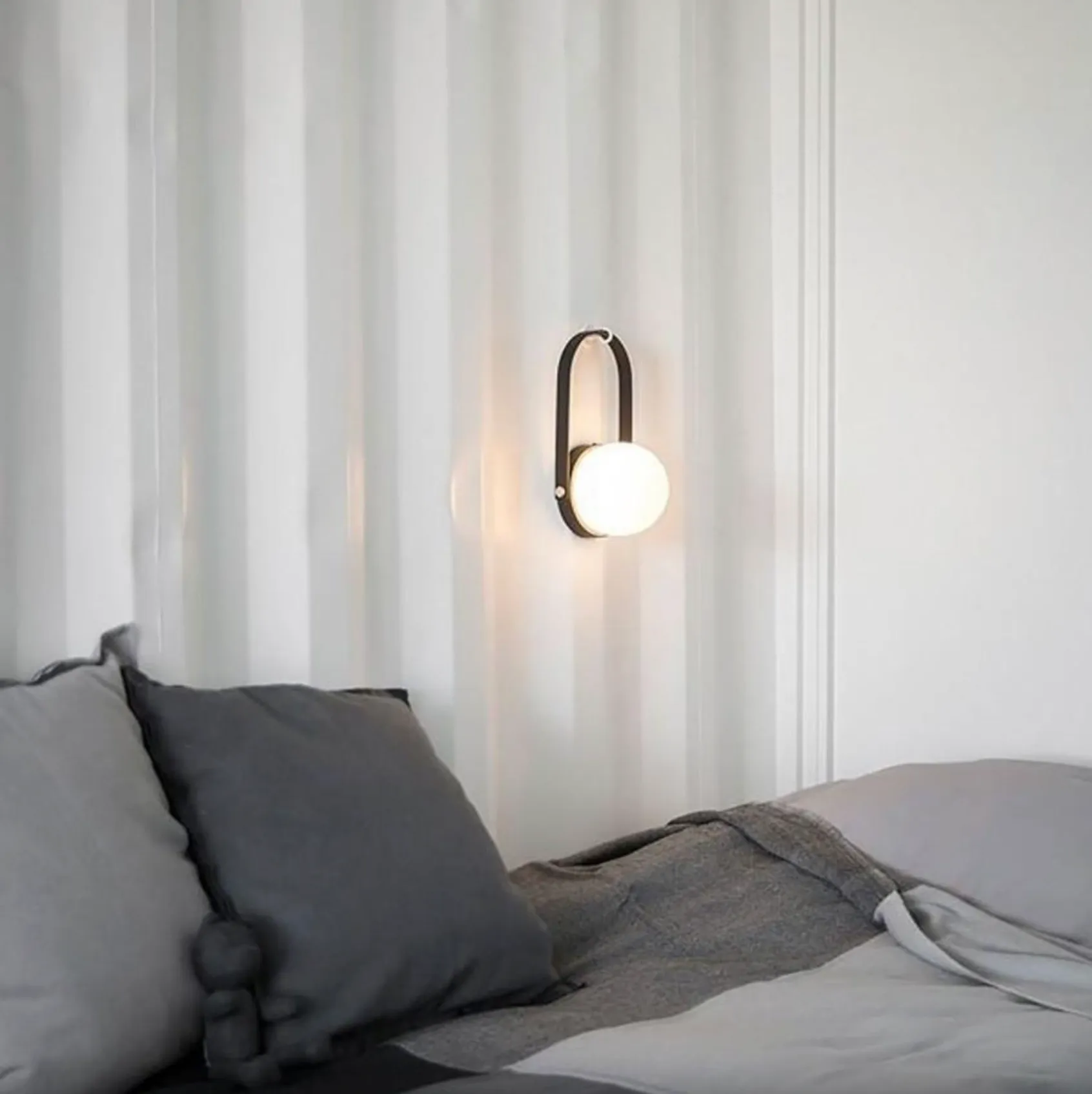 Carrie LED Lamp - Black