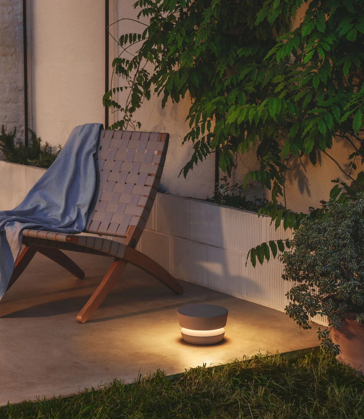 Dots Outdoor Lamp