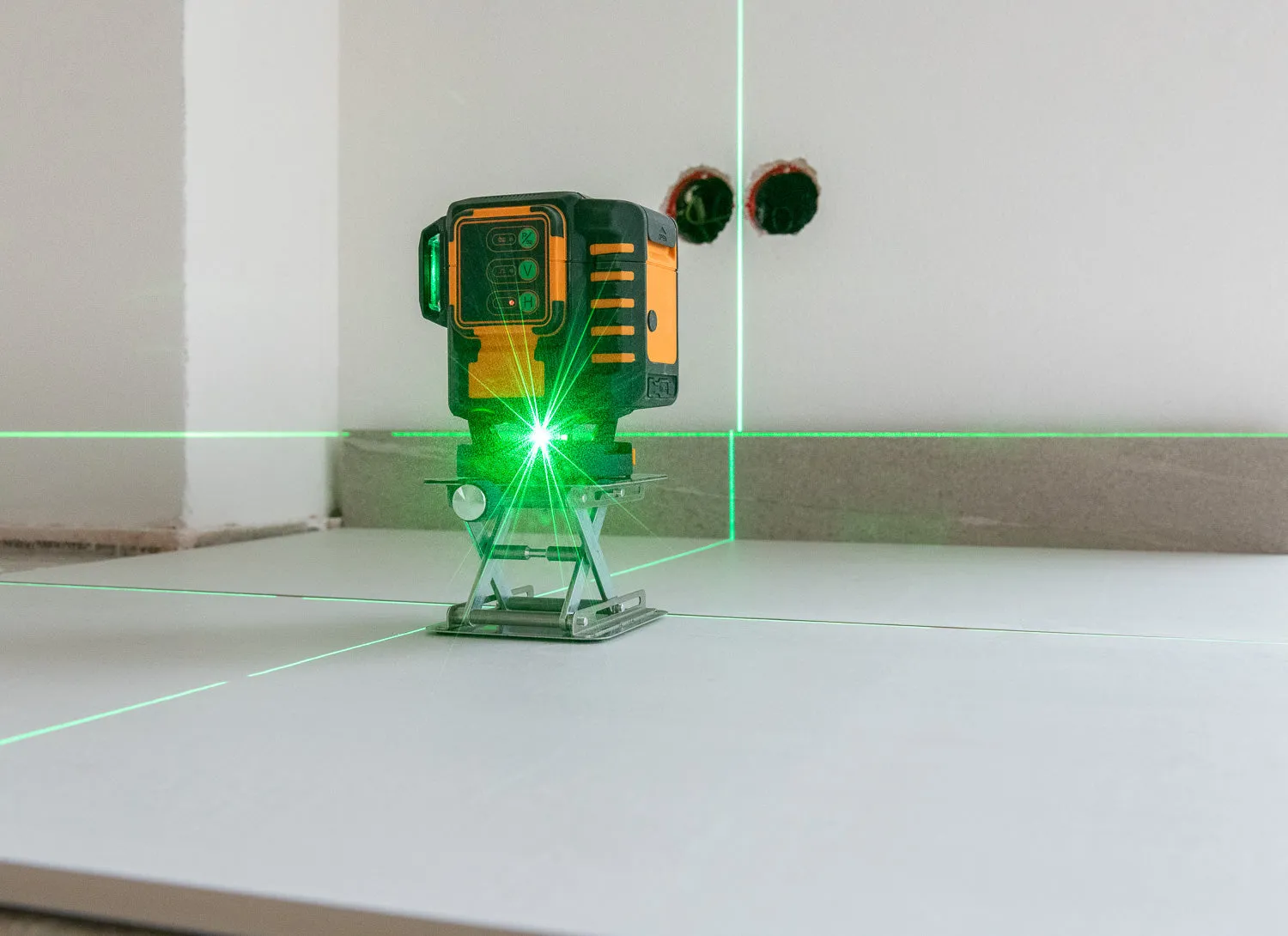 geo-Fennel Geo6-XR GREEN 3 X 360 Multi-Line Laser Level