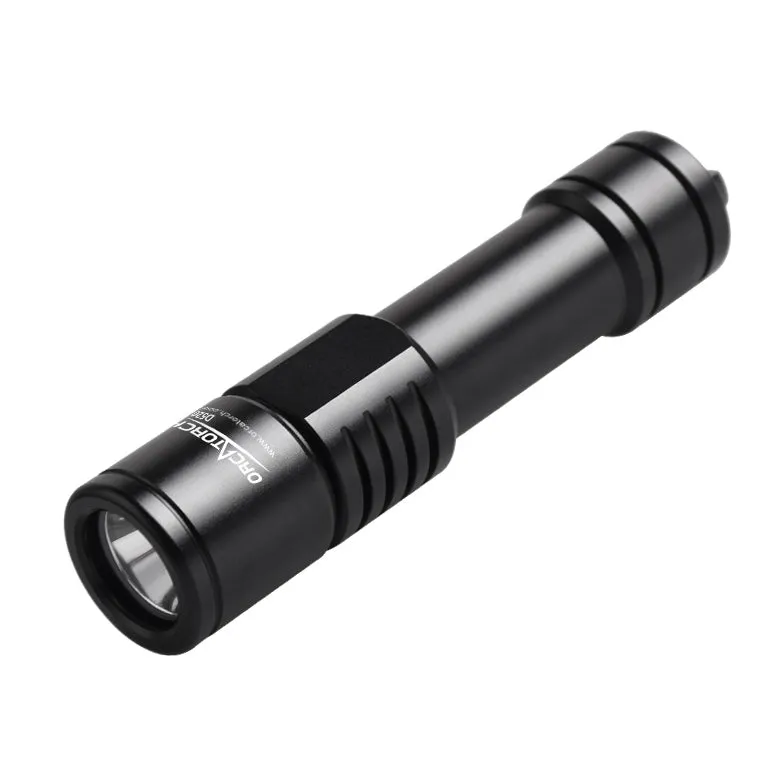 Orcatorch D520 Dive Light With a Mechanically Rotary Switch