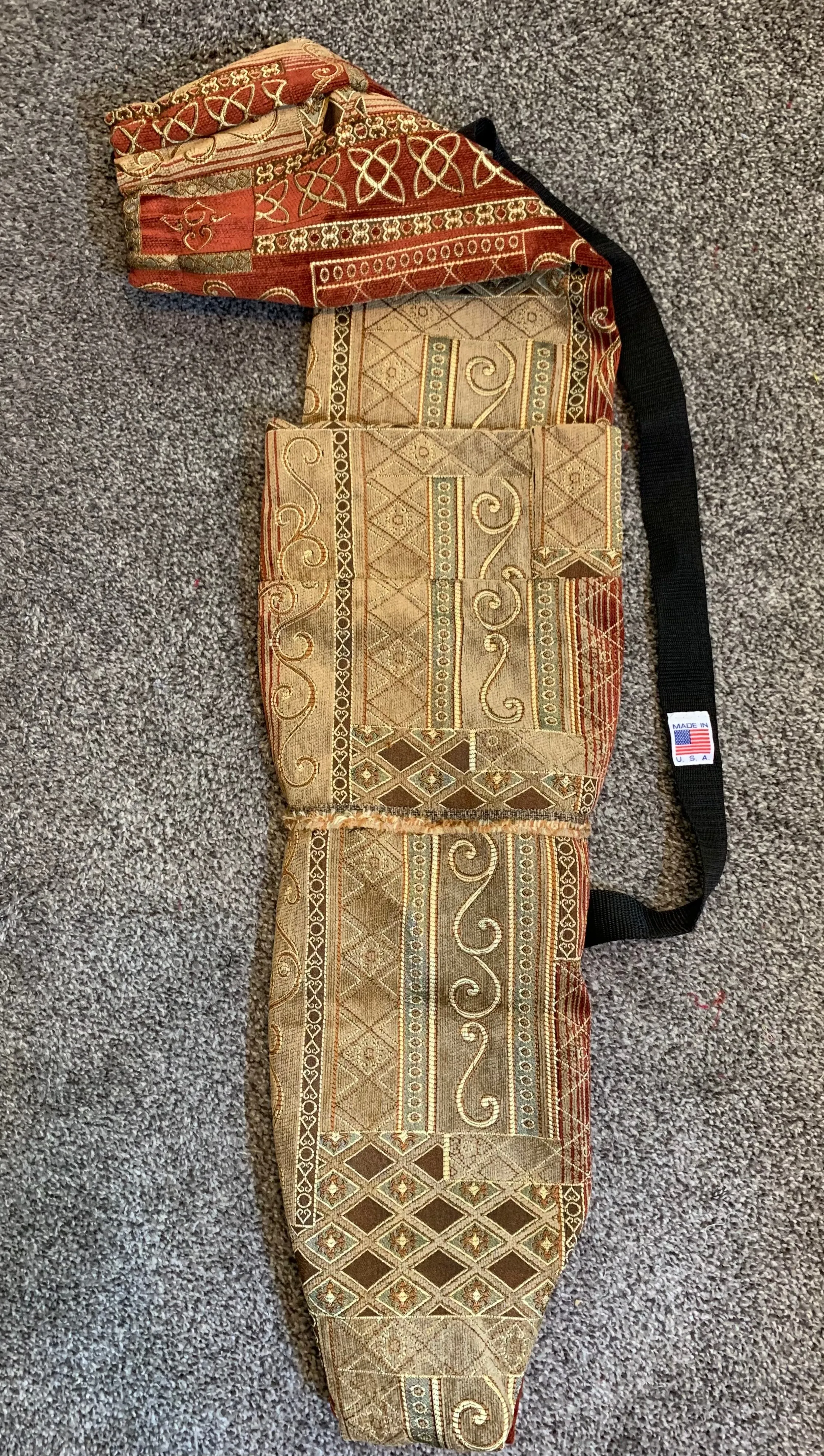 Shofar Carrying Case     .    .    .    Bag of Gold